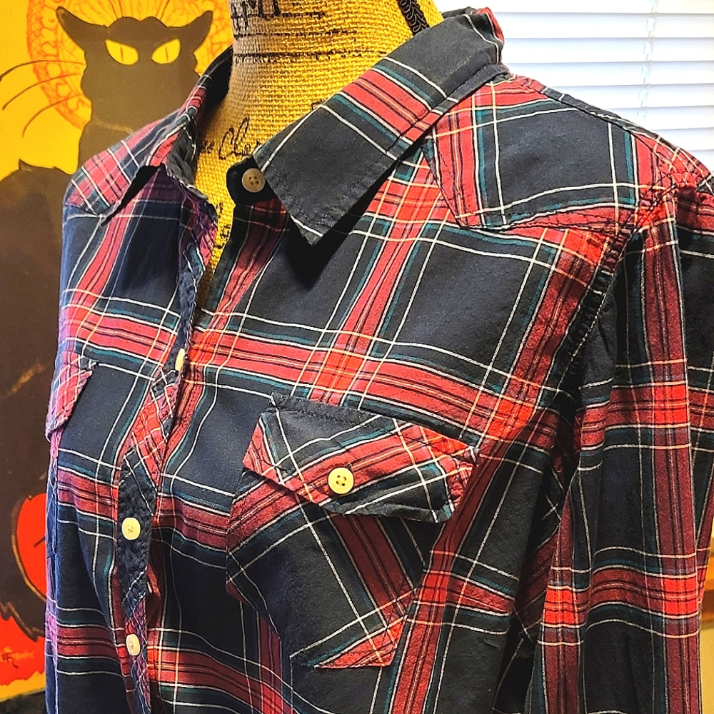 {Torrid} Plaid Button Down, Size 2x - image 5